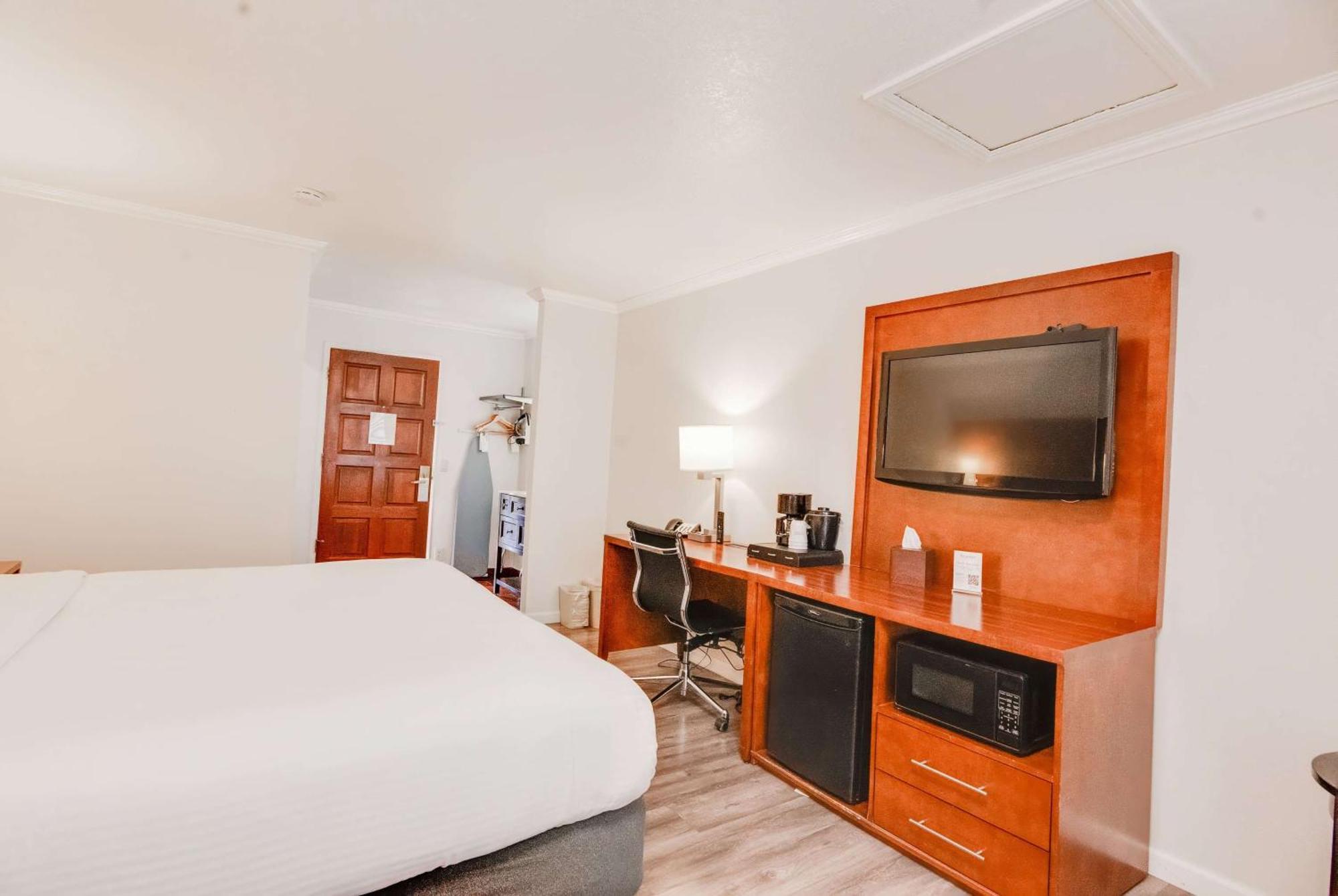 Ramada By Wyndham Mountain View Otel Dış mekan fotoğraf