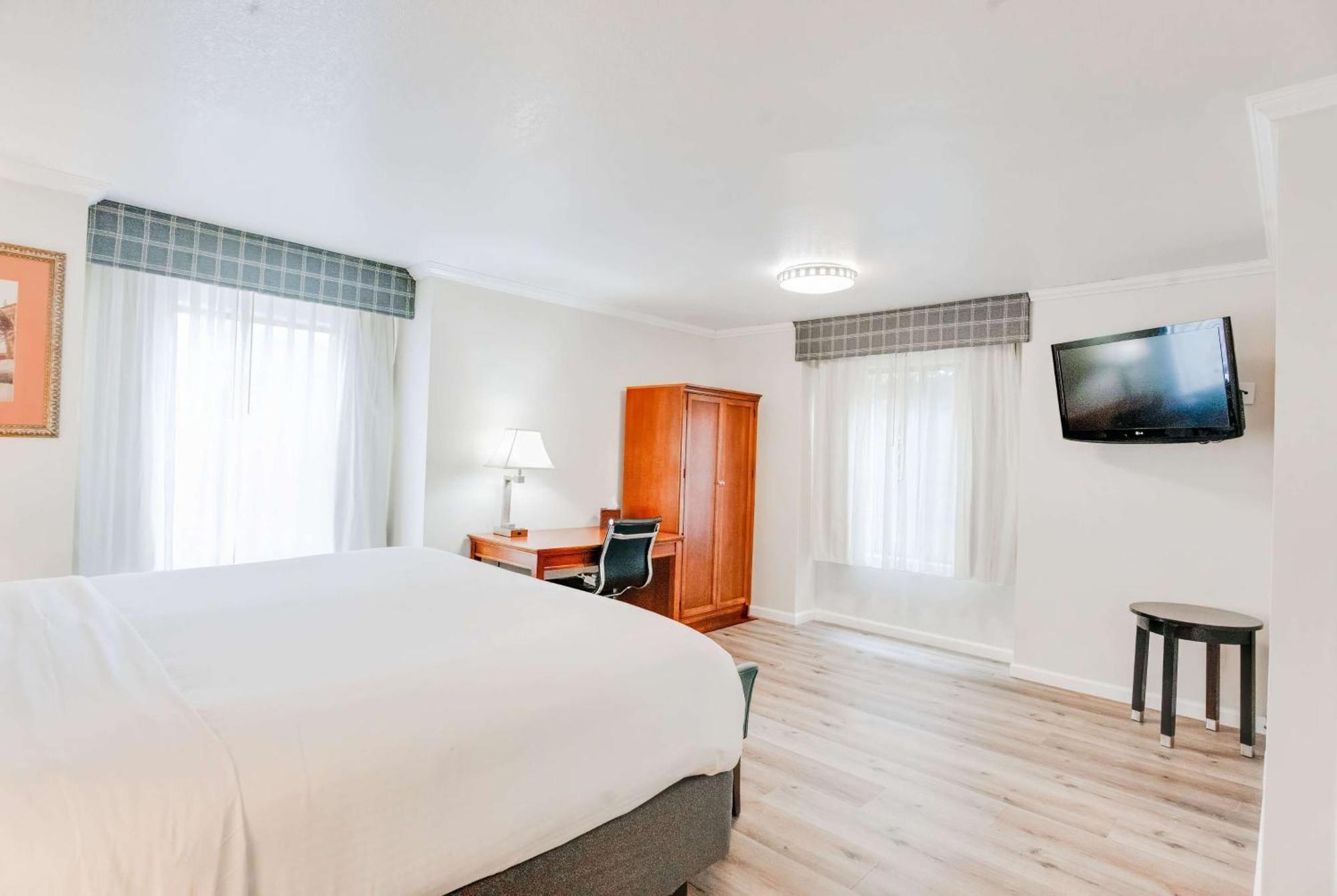 Ramada By Wyndham Mountain View Otel Dış mekan fotoğraf